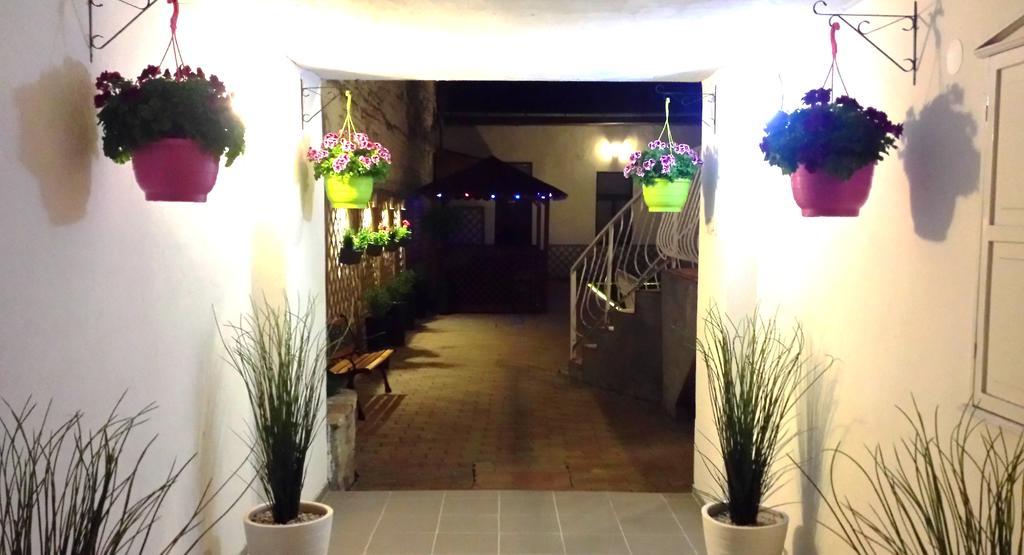 Garden House Pensiune